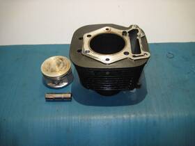 11210-24b11-0f0 Suzuki 05 S40 Ls650 Cylinder