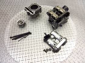 11220-20f20-0f0 Suzuki 11103-17g01 2003 03-04 Sv650 Sv650s Sk3 Rear Cylinder Head Barrel Jug Piston Oem