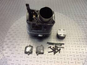 11220-38a02 Suzuki 1990 88-91 Vs750glp Vs750 Intruder 750 Oem Rear Cylinder Head Jug Piston