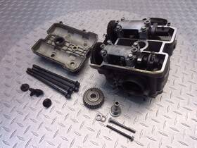 11221-02f02-0f0 Suzuki 1999 98-03 Tl1000 Tl1000s Rear Cylinder Head Valve Engine Top End Oem