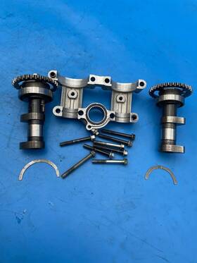 12710-28h00 Suzuki 2008-2012 Rm-z450 Rmz450 Cam Shafts Camshaft Cap Tower Holder