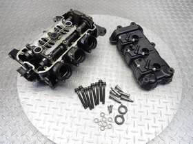 1150381 Triumph 2014 13-16 1050 Speed Triple R Cylinder Head Engine Top End Valve Cover