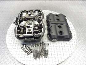 1261115 Triumph 2011 09-20 Thunderbird Cylinder Head Engine Top End Valve Cover Motor