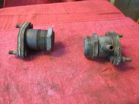 016125 Triumph E9550 650 Intake Manifolds 1969 1970 1971 Bonneville T120v