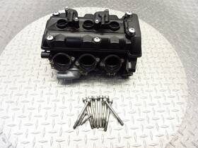 T1150573 Triumph 2013 13-16 Street Triple Cylinder Head Valve Cover Bolts Oem Engine Assy