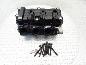 T1152672 Triumph 2007 05-12 Sprint St 1050 Oem Cylinder Head Valve Cover Engine Top