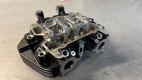 T1156068 Triumph Street Twin Scrambler 900 Bonneville T100 Cylinder Head Used