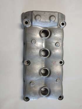 T1261083 Triumph 2000-2003 Tt600 Cylinder Head Valve Cam Cover