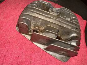 2141111100 Yamaha 68 Dt1 250 Cylinder Head Rare Item