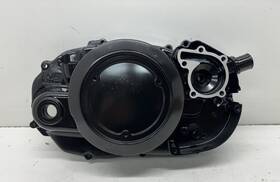 2gu-15421 Yamaha Oem 84 85 Rz350 Right Engine Clutch Cover 1984 1985 Rz 350 Kenny Roberts