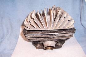 3-r200 Yamaha Yz 100 1976 To 83 Cylinder And Head