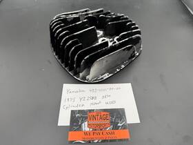 Yamaha 483-11111-00-00 1975 Yz250b Oem Cylinder Head Used