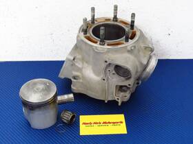 4ew-11631-01-a0 Yamaha Oem 96 1996 Yz 250 Yz250 / 94-97 Wr250 Wr Cylinder Jug 68mm Bore