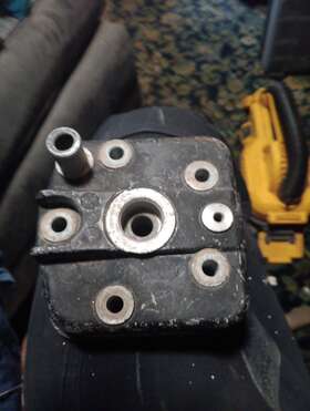 4v2-11111-00-00 Yamaha 1981 81 Yz125 Yz 125 Cylinder Head - Pitted Dome