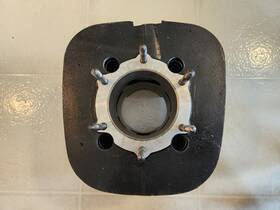 Yamaha 500-11311-00 Dt 400 Cylinder And Head 1975-76