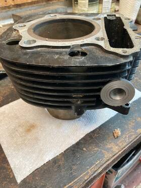 583-11311-00 Yamaha Xt500 Cylinder Also Fits Tt And Sr
