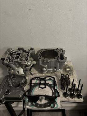 5ta-11101-00-00 Yamaha 2003-2005 Yz450f Top End Cylinder Head With Valves New And Springs