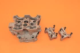 Yamaha 5um-15100-28-yx 2007 07-13 Wr250f Wr 250f Oem Engine Cylinder Head Camshaft Tower Top End