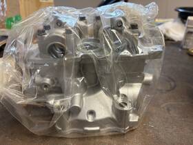 5xc-11102-20 Yamaha 5xc-11102-21 Yz250f Cylinder Head New Unused