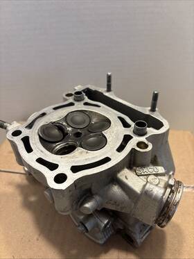 5xco-y1 Yamaha 2006 Yz250f Cylinder Head For Parts
