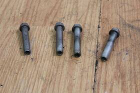 90179-07203-00 Yamaha 1978 Yz80 Cylinder Head Bolts