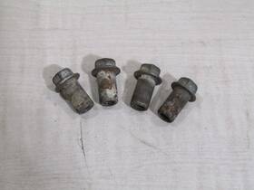 90179-08320-00 Yamaha 1981 Yz60 Cylinder Head Nuts May Fit 1982 1983