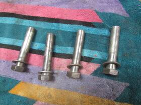 90179-10182-00 Yamaha 1970 Rt1 360 Cylinder Head Bolts With Washers