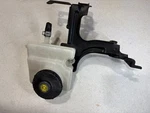 2017 2018 2019 Honda Cr-v Master Cylinder Brake Fluid Reservoir Oem. Fixed Price $110.00.