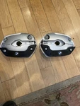 Bmw Valve Covers 7673082 7673081 With Trim.. Fixed Price $225.00.
