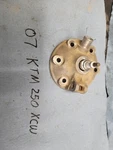 2007 - 2016 Ktm 250 Xcw Oem Cylinder Head Assembly Top End Cap Dome 54830206200. Fixed Price $74.50.