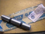Nos Yamaha Oem Rocker Shaft 1975-1978 XS500 1973-1974 TX500 371-12156-00. Fixed Price $19.98.